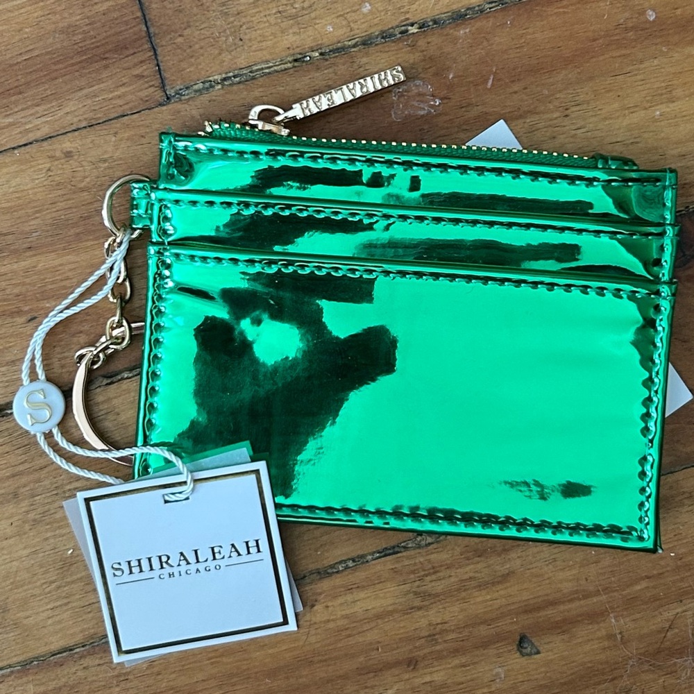 SHIRALEAH  Shiny Green Pouch Wallet 🪪 Keychain